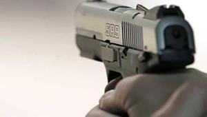 Police said before stealing the gun, the thief also took out a bundle of Indian cigarettes (beedi) from the guard’s pocket and smoked one.(AFP) Police said before stealing the gun, the thief also took out a bundle of Indian cigarettes (beedi) from the guard’s pocket and smoked one.(AFP)