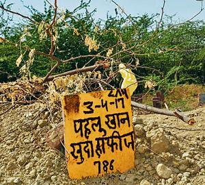 Fifty-five-year-old Pehlu Khan was attacked by alleged cow vigilantes in Alwar on the Jaipur-Delhi national highway, when he and five others were transporting cattle from a weekly market.(HT file photo) Fifty-five-year-old Pehlu Khan was attacked by alleged cow vigilantes in Alwar on the Jaipur-Delhi national highway, when he and five others were transporting cattle from a weekly market.(HT file photo)