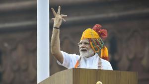 Prime Minister Narendra Modi addresses the nation from the ramparts of the historic Red Fort on the occasion of 73rd Independence Day, in New Delhi.(PTI Photo)