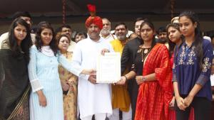 Finance minister of Haryana Captain Abhimanyu felicitates an achiever during 73th Independence Day function, at Tau Devi Lal Stadium, in Gurugram, on Thursday, August 15, 2019.(Yogendra Kumar/HT PHOTO) Finance minister of Haryana Captain Abhimanyu felicitates an achiever during 73th Independence Day function, at Tau Devi Lal Stadium, in Gurugram, on Thursday, August 15, 2019.(Yogendra Kumar/HT PHOTO)