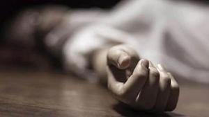 A man allegedly shot dead his pregnant wife, son and parents before shooting himself at Gundlupet in Chamarajnagar district.(HT Photo) A man allegedly shot dead his pregnant wife, son and parents before shooting himself at Gundlupet in Chamarajnagar district.(HT Photo)