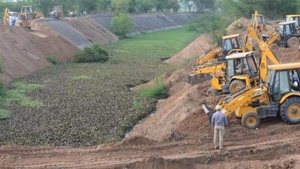 Punjab officials have been maintaining that volume of water flowing through Punjab rivers has come down drastically and the issue needs a relook.(HT image) Punjab officials have been maintaining that volume of water flowing through Punjab rivers has come down drastically and the issue needs a relook.(HT image)