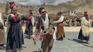 Munda added that the ministry will protect the sheep from which pashmina shawl is produced as they perish during monsoon.(HT image) Munda added that the ministry will protect the sheep from which pashmina shawl is produced as they perish during monsoon.(HT image)