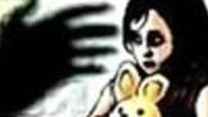 The Thane sessions court on Saturday awarded three years rigorous imprisonment to a 61-year-old retired police inspector for sexually assaulting an eight-year-old girl in 2015.(HT File (Representational Image)) The Thane sessions court on Saturday awarded three years rigorous imprisonment to a 61-year-old retired police inspector for sexually assaulting an eight-year-old girl in 2015.(HT File (Representational Image))