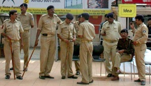 The arrested accused were identified as Kaytan Joseph Rodriz, 28, manager of the massage centre in Vile Parle; Pawan Kumar Pandey, 26, manager of the spa in Mulund and Divya Sarveshlingam Sakhinetipalli, 39, owner of the spa in Borivli.(HT image) The arrested accused were identified as Kaytan Joseph Rodriz, 28, manager of the massage centre in Vile Parle; Pawan Kumar Pandey, 26, manager of the spa in Mulund and Divya Sarveshlingam Sakhinetipalli, 39, owner of the spa in Borivli.(HT image)