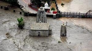 Himachal Pradesh, August 18: Ancient Panchwaqtra Mahadev temple submerged in flooded Beas river in Mandi(ANI Photo) Himachal Pradesh, August 18: Ancient Panchwaqtra Mahadev temple submerged in flooded Beas river in Mandi(ANI Photo)
