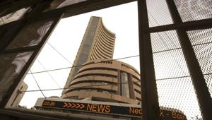 Domestic equity benchmark BSE Sensex rose over 200 points in early trade on Monday tracking gains in index heavyweights RIL, ICICI Bank and Infosys amid positive global cues.(Hindustan Times Media) Domestic equity benchmark BSE Sensex rose over 200 points in early trade on Monday tracking gains in index heavyweights RIL, ICICI Bank and Infosys amid positive global cues.(Hindustan Times Media)