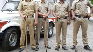 The police said the officers were on duty and were inspecting vehicles when they noticed a speeding white sedan (Hyundai Accent), with tinted windows, headed towards them.(HT image) The police said the officers were on duty and were inspecting vehicles when they noticed a speeding white sedan (Hyundai Accent), with tinted windows, headed towards them.(HT image)