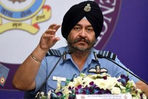 Air Chief Marshal (retd) Dhanoa(Sonu Mehta/HT PHOTO) Air Chief Marshal (retd) Dhanoa(Sonu Mehta/HT PHOTO)