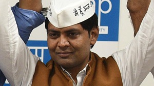 The announcement was made by industries minister Satyendar Jain to a delegation of factory owners who met him on Tuesday.(HT image) The announcement was made by industries minister Satyendar Jain to a delegation of factory owners who met him on Tuesday.(HT image)