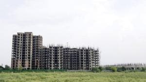 A view of the Unitech housing project in Sector 113, Noida, that has remained incomplete for the last six years. It qualifies as a ghost project under Up-Rera’s definition of projects that have overshot their deadlines by five years.(Sunil Ghosh / HT Photo) A view of the Unitech housing project in Sector 113, Noida, that has remained incomplete for the last six years. It qualifies as a ghost project under Up-Rera’s definition of projects that have overshot their deadlines by five years.(Sunil Ghosh / HT Photo)