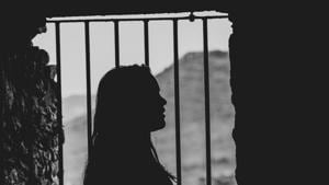 The increased risk for adverse adult outcomes remained after accounting for childhood psychiatric status and other adversities, suggesting that parental incarceration is associated with profound and long-lasting effects for children.(Unsplash) The increased risk for adverse adult outcomes remained after accounting for childhood psychiatric status and other adversities, suggesting that parental incarceration is associated with profound and long-lasting effects for children.(Unsplash)