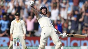 England's Ben Stokes celebrates victory on day four of the third Ashes Test.(AP) England's Ben Stokes celebrates victory on day four of the third Ashes Test.(AP)