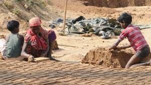 A report by Terre Des Hommes revealed last year that more than 22,000 children are employed as child labourers in the mica mining areas of Jharkhand and Bihar. (Representational image)(Hindustan Times/Diwakar Prasad) A report by Terre Des Hommes revealed last year that more than 22,000 children are employed as child labourers in the mica mining areas of Jharkhand and Bihar. (Representational image)(Hindustan Times/Diwakar Prasad)