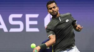 Sumit Nagal of India hits to Roger Federer of Switzerland.(USA TODAY Sports) Sumit Nagal of India hits to Roger Federer of Switzerland.(USA TODAY Sports)