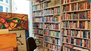 A view of the Quill And Canvas shop at Gurugram’s South Point mall.(HT Photo) A view of the Quill And Canvas shop at Gurugram’s South Point mall.(HT Photo)