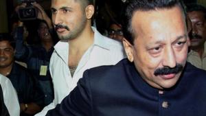 File photo of Congress leader Baba Siddique (in blue jacket)(PTI File) File photo of Congress leader Baba Siddique (in blue jacket)(PTI File)