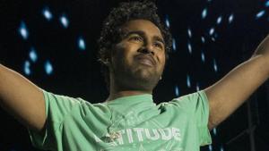 This image released by Universal Pictures shows Himesh Patel in a scene from Yesterday.(PTI) This image released by Universal Pictures shows Himesh Patel in a scene from Yesterday.(PTI)