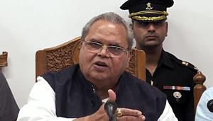 Jammu and Kashmir Governor Satya Pal Malik addresses a press conference in Srinagar(ANI) Jammu and Kashmir Governor Satya Pal Malik addresses a press conference in Srinagar(ANI)