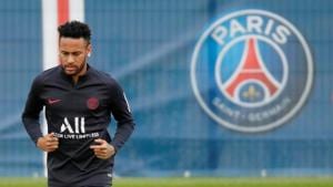 Paris St Germain's Neymar during training.(REUTERS) Paris St Germain's Neymar during training.(REUTERS)