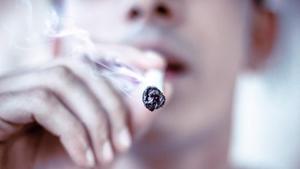 The researchers found that smokers felt the innovative approach has the potential to discourage smoking among young people, those starting to smoke and non-smokers.(Unsplash)