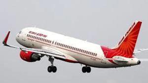 Hardeep Singh Puri said that the government is determined to privatise Air India.((HT FILE))