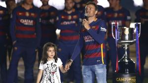 FILE PHOTO: Luis Enrique holds the hand of his daughter Xana, celebrating with teammates winning the Copa del Rey and Spanish league title, at the Camp Nou in Barcelona, Spain.(AP) FILE PHOTO: Luis Enrique holds the hand of his daughter Xana, celebrating with teammates winning the Copa del Rey and Spanish league title, at the Camp Nou in Barcelona, Spain.(AP)