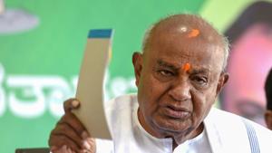 The Bharatiya Janata Party scored a minor coup on Saturday after its MLA Balachandra Jarkiholi was unanimously elected chairman of the Karnataka Milk Federation, the second largest milk cooperative in the country.(PTI) The Bharatiya Janata Party scored a minor coup on Saturday after its MLA Balachandra Jarkiholi was unanimously elected chairman of the Karnataka Milk Federation, the second largest milk cooperative in the country.(PTI)