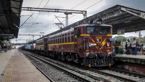 Passengers of the Indian Railways will have to pay more as the Indian Railway Catering and Tourism Corporation Limited (IRCTC) has decided to restore convenience fee on e-tickets booked through its website.(Getty Images)