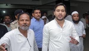 Rashtriya Janta Dal (RJD) leader Tejashwi Yadav arrives to meet his father RJD chief Lalu Prasad Yadav at Rajendra Institute of Medical Sciences (RIMS), in Ranchi.(PTI) Rashtriya Janta Dal (RJD) leader Tejashwi Yadav arrives to meet his father RJD chief Lalu Prasad Yadav at Rajendra Institute of Medical Sciences (RIMS), in Ranchi.(PTI)