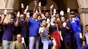 Varun Dhawan poses with the Coolie No 1 crew. Varun Dhawan poses with the Coolie No 1 crew.