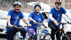 Union minister Dr Harsh Vardhan (left), along with health ministers of other countries, cycled to the venue of a WHO meet in New Delhi, September 3, 2019.(Photo Credit: Dr Harsh Vardhan/ Twitter) Union minister Dr Harsh Vardhan (left), along with health ministers of other countries, cycled to the venue of a WHO meet in New Delhi, September 3, 2019.(Photo Credit: Dr Harsh Vardhan/ Twitter)