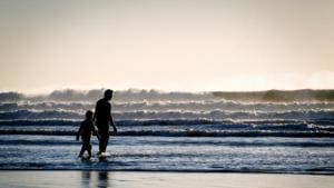 Laws in most countries did not prohibit same-sex couples from paid leave, but policies only referenced the needs of heterosexual couples and did not acknowledge same-sex couples.(Unsplash) Laws in most countries did not prohibit same-sex couples from paid leave, but policies only referenced the needs of heterosexual couples and did not acknowledge same-sex couples.(Unsplash)