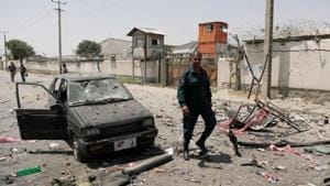 A powerful bomb rocked the Afghan capital , rattling windows, sending smoke billowing from Kabul's downtown area and wounding dozens of people.(Reuters photo) A powerful bomb rocked the Afghan capital , rattling windows, sending smoke billowing from Kabul's downtown area and wounding dozens of people.(Reuters photo)