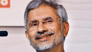 Heng said India’s youthful population could provide a significant advantage by propelling the digital economy but called for more investment in education.(HT image) Heng said India’s youthful population could provide a significant advantage by propelling the digital economy but called for more investment in education.(HT image)