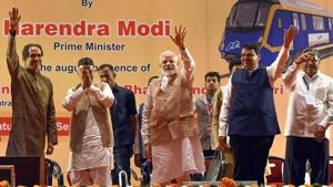 Prime Minister Narendra Modi, Maharashtra Governor Bhagat Singh Koshyari, Chief Minister Devendra Fadnavis and Shiv Sena chief Uddhav Thackeray at the inauguration of the stone-laying ceremony of various metro lines in Mumbai.(PTI PHOTO.) Prime Minister Narendra Modi, Maharashtra Governor Bhagat Singh Koshyari, Chief Minister Devendra Fadnavis and Shiv Sena chief Uddhav Thackeray at the inauguration of the stone-laying ceremony of various metro lines in Mumbai.(PTI PHOTO.)