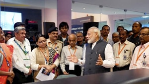 Their expression changed to one of concern as there was a deviation from the planned path about 12 minutes after the powered descent started.(HT image) Their expression changed to one of concern as there was a deviation from the planned path about 12 minutes after the powered descent started.(HT image)