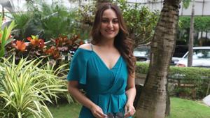 Sonakshi Sinha poses for the camera post the success of her latest film, Mission Mangal.(IANS) Sonakshi Sinha poses for the camera post the success of her latest film, Mission Mangal.(IANS)