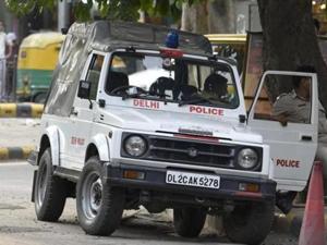 The police on Monday also integrated cab aggregator Uber’s SOS facility with the police’s Himmat Plus women’s safety application.(HT FILE) The police on Monday also integrated cab aggregator Uber’s SOS facility with the police’s Himmat Plus women’s safety application.(HT FILE)