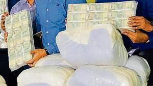 ATS officers said Parmar and Maskar are business partners and ran the lab in Panvel at which they produced mephedrone.(HT image) ATS officers said Parmar and Maskar are business partners and ran the lab in Panvel at which they produced mephedrone.(HT image)