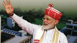 Prime Minister Narendra Modi waves to the crowd after inauguration of the new Vidhan Sabha complex in Ranchi on Thursday.(ANI) Prime Minister Narendra Modi waves to the crowd after inauguration of the new Vidhan Sabha complex in Ranchi on Thursday.(ANI)