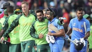 South Africa's Tabraiz Shamsi congratulates Rohit Sharma after India’s win at the 2019 Cricket World Cup.(AP) South Africa's Tabraiz Shamsi congratulates Rohit Sharma after India’s win at the 2019 Cricket World Cup.(AP)