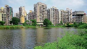 Residents have been fighting to save the pond at Sector 19 in Kharghar in Navi Mumbai.(HT image) Residents have been fighting to save the pond at Sector 19 in Kharghar in Navi Mumbai.(HT image)