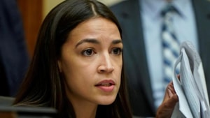 Ocasio-Cortez’s nod comes as the liberal newcomer is skipping presidential primary endorsements, for now, and turning her political attention on congressional races for the House and Senate.(Reuters) Ocasio-Cortez’s nod comes as the liberal newcomer is skipping presidential primary endorsements, for now, and turning her political attention on congressional races for the House and Senate.(Reuters)