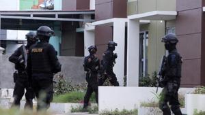 An officer was injured when an explosion went off in an Indonesian police warehouse on Saturday.(Photo: Reuters) An officer was injured when an explosion went off in an Indonesian police warehouse on Saturday.(Photo: Reuters)