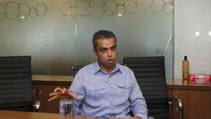 Deora, 42, had expressed his desire to step down shortly after meeting Rahul Gandhi in New Delhi on June 26 and had conveyed this to party general secretaries Mallikarjun Kharge and KC Venugopal.(Kalpak Pathak/ Hindustan Times) Deora, 42, had expressed his desire to step down shortly after meeting Rahul Gandhi in New Delhi on June 26 and had conveyed this to party general secretaries Mallikarjun Kharge and KC Venugopal.(Kalpak Pathak/ Hindustan Times)