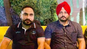 While accused Jaswinder Singh (left) was arrested, his accomplice, Jagdeep Singh of Bulara (right), is at large.(HT Photo)