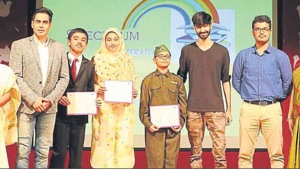 Chatrabhuj Narseee Memorial School organised an inter-school group recitation competition for Class 5 and Class 6 students, in which 350 students participated.(HT) Chatrabhuj Narseee Memorial School organised an inter-school group recitation competition for Class 5 and Class 6 students, in which 350 students participated.(HT)