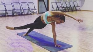Bollywood actors Shilpa Shetty Kundra and Malaika Arora both took to their respective Instagrams to flaunt their love for yoga, while also preaching love and acceptance.(Instagram) Bollywood actors Shilpa Shetty Kundra and Malaika Arora both took to their respective Instagrams to flaunt their love for yoga, while also preaching love and acceptance.(Instagram)