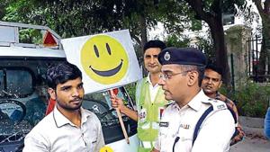 Traffic police conducted a three-day awareness and educational campaign in several schools, colleges and corporate companies across the city.(HT FILE) Traffic police conducted a three-day awareness and educational campaign in several schools, colleges and corporate companies across the city.(HT FILE)